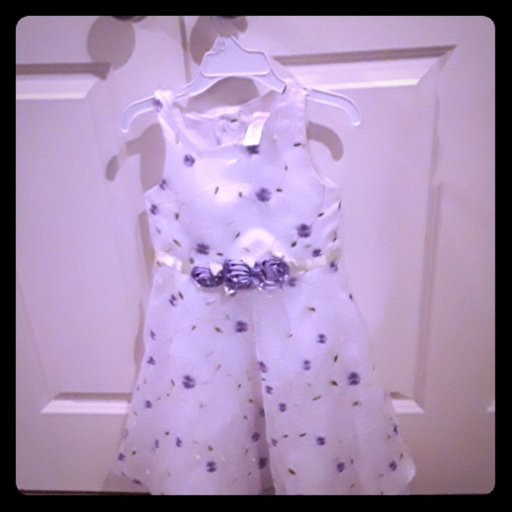 White dress Violet flowers mint green ribbon